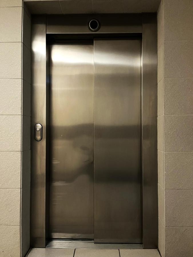 Jagielly Apartment ~ Self Check-In 24H ~ Parking & Lift Wroclaw Dış mekan fotoğraf